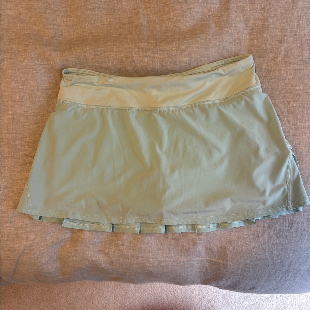 Lululemon Pacesetter Skirt - Size 8
